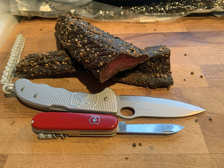 Victorinox Hunter Pro M Alox zakmes